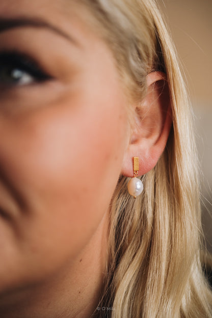 Ribbed Bar Pearl Drops. Odette