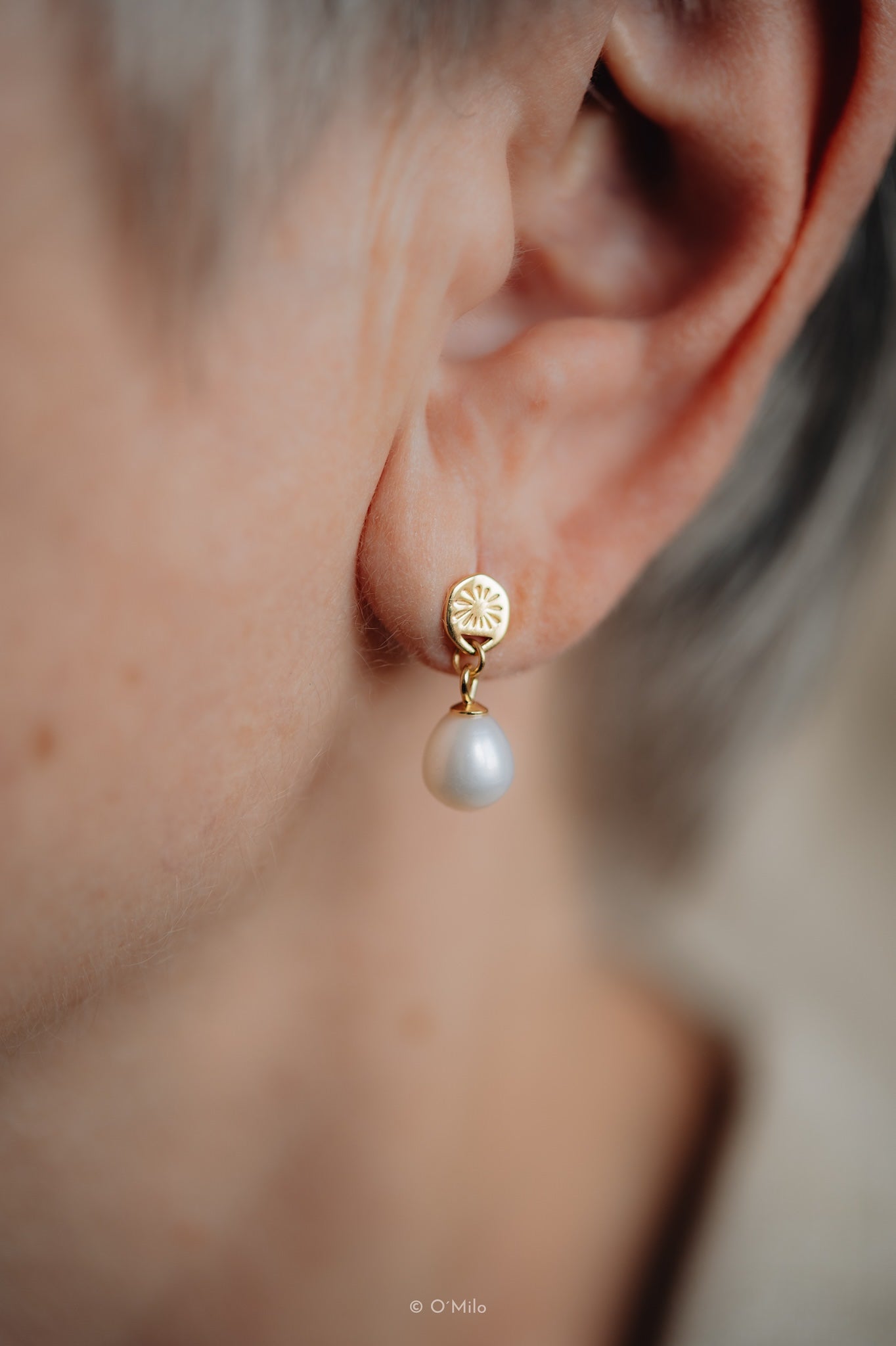 Baroque Pearl Studs. Perla