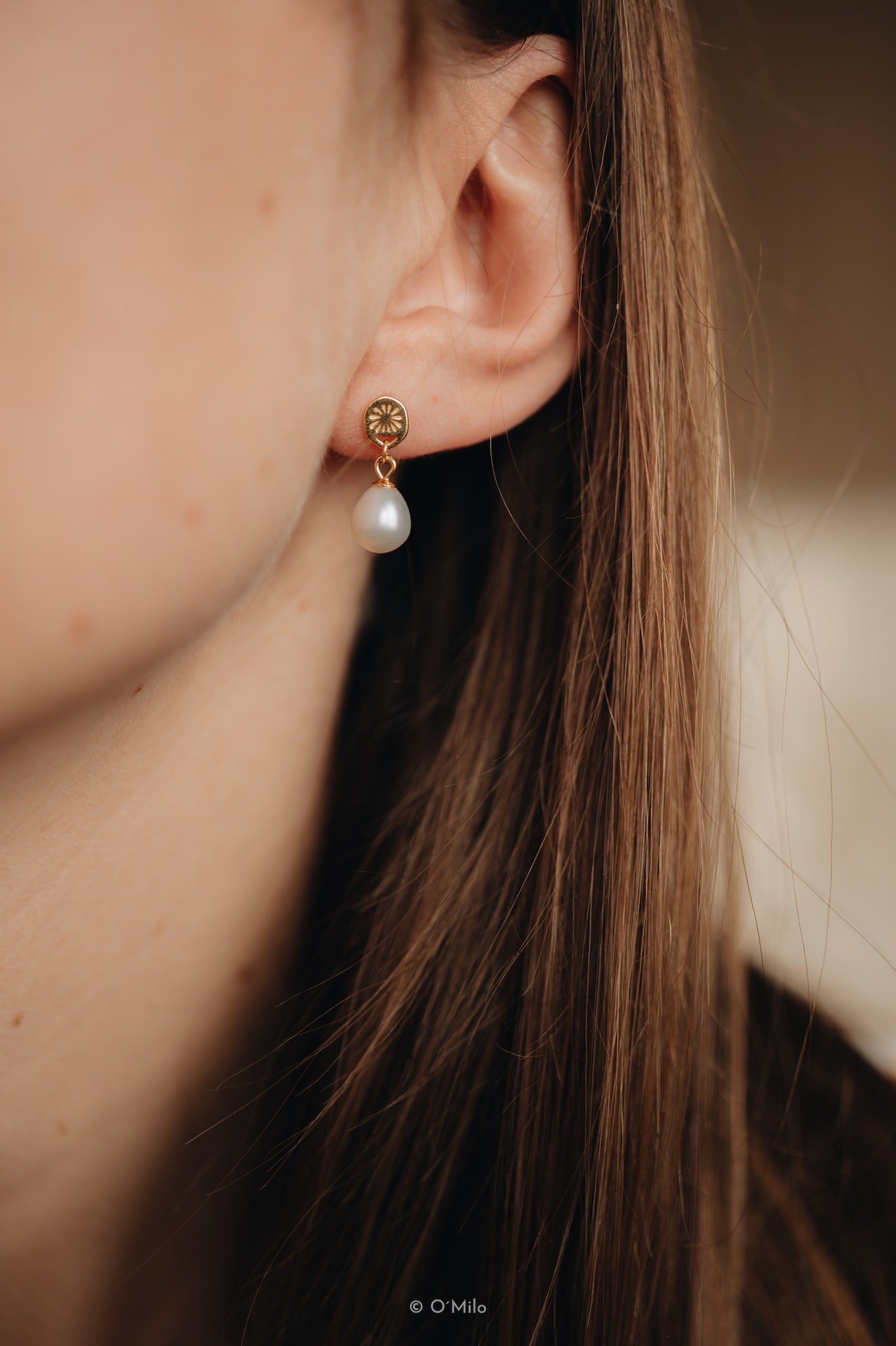 Baroque Pearl Studs. Perla